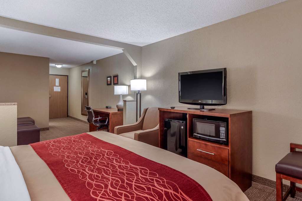 Comfort Inn & Suites Hays I-70 Quarto foto