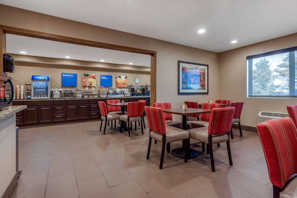 Comfort Inn & Suites Hays I-70 Restaurante foto